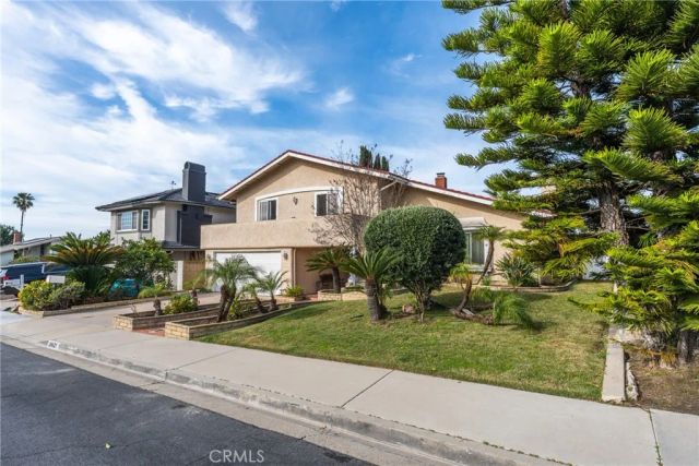 24621 Artemia, Mission Viejo, CA 92691