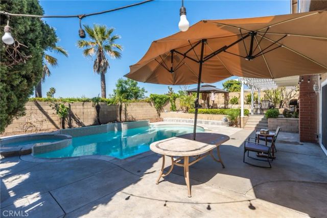 24621 Artemia, Mission Viejo, CA 92691