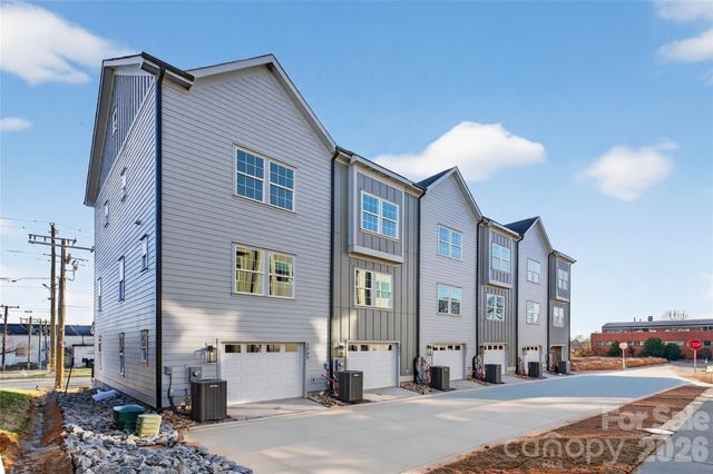 3018 Casting Street 20, Charlotte, NC 28206