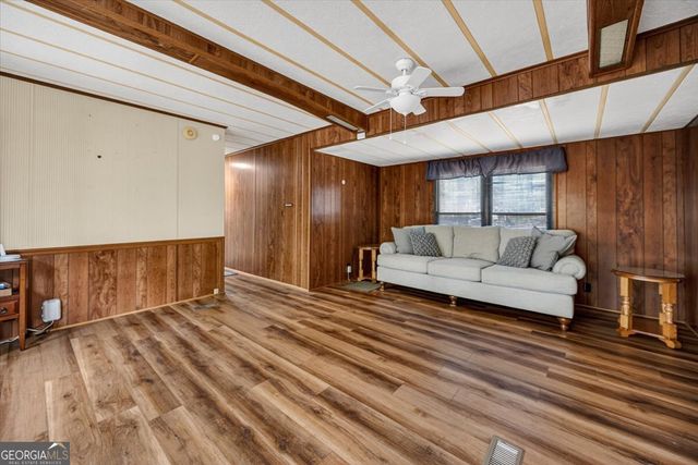 110 Daylight Drive E, Eatonton, GA 31024