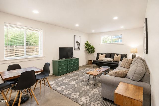 289 E Park Street, Grants Pass, OR 97527