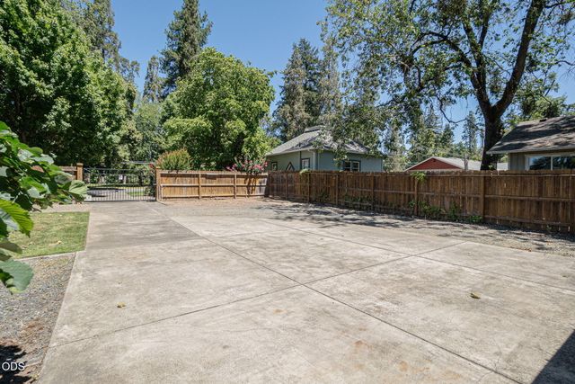 289 E Park Street, Grants Pass, OR 97527