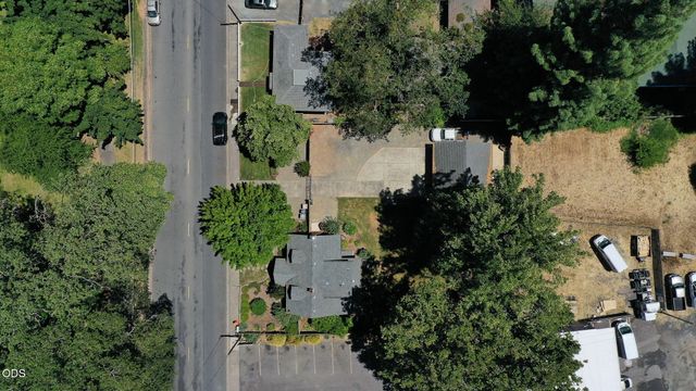 289 E Park Street, Grants Pass, OR 97527