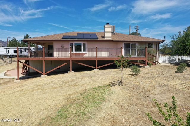 19304 Moon Drive, Tehachapi, CA 93561