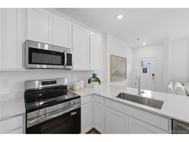15547 Gilpin Ave, Parker, CO 80134