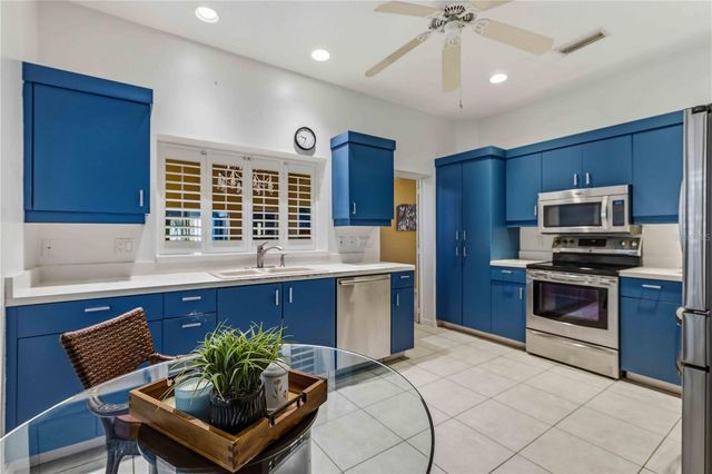 4021 JARDIN LANE, Sarasota, FL 34238