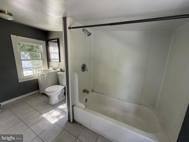 37 OLIVE ST, Salem, NJ 08079