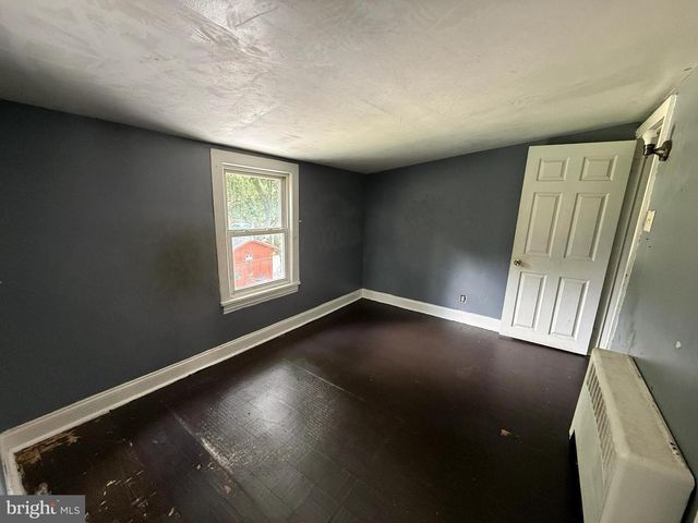 37 OLIVE ST, Salem, NJ 08079