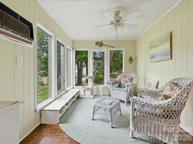 2233 Rexford Road C, Charlotte, NC 28211