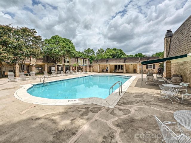 2233 Rexford Road C, Charlotte, NC 28211