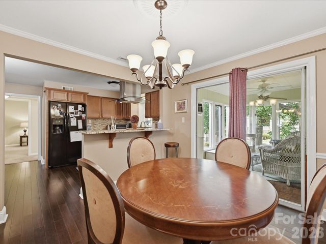 2233 Rexford Road C, Charlotte, NC 28211
