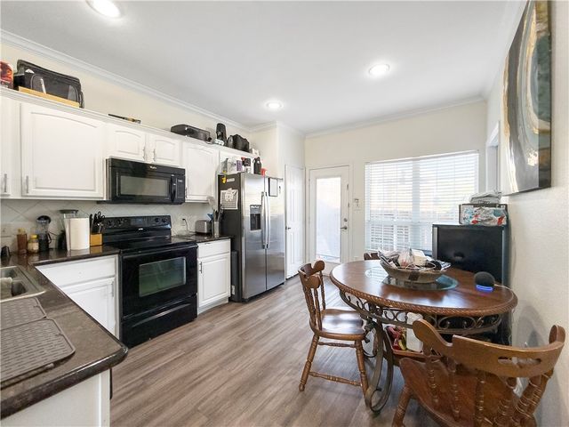 305 Holleman Drive 302, College Station, TX 77840