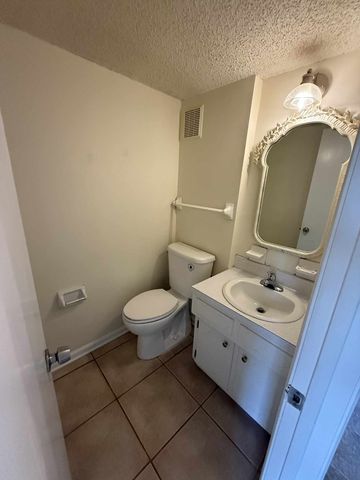 4000 Anderson Rd Apt 56, Nashville, TN 37217