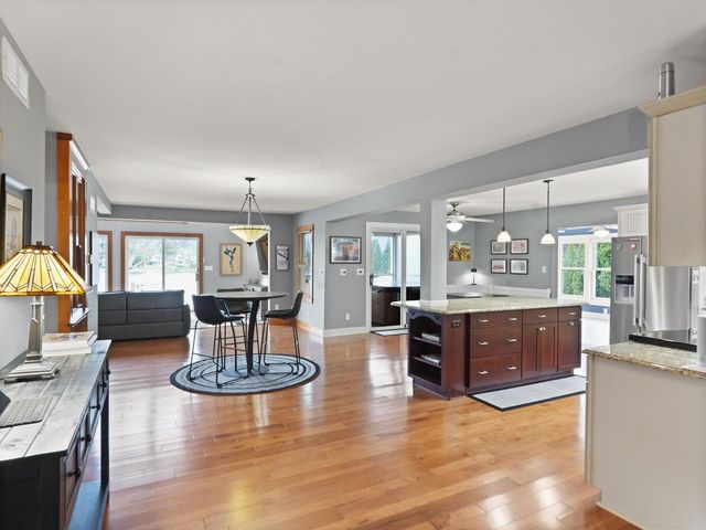 191 Riverside DRIVE, Waterford, WI 53185