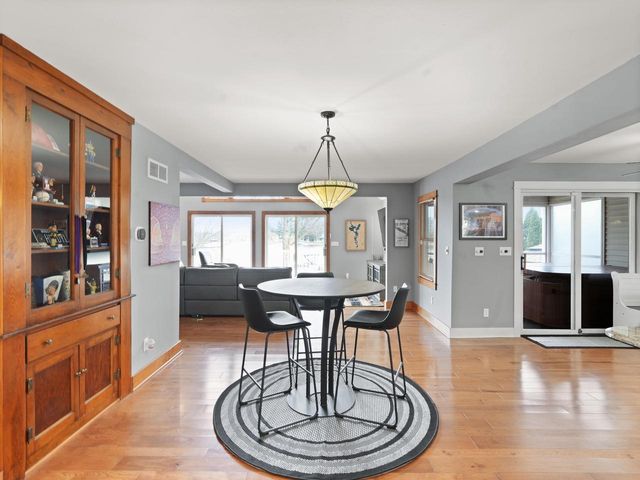 191 Riverside DRIVE, Waterford, WI 53185