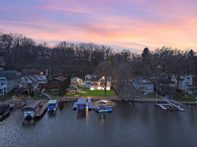 191 Riverside DRIVE, Waterford, WI 53185