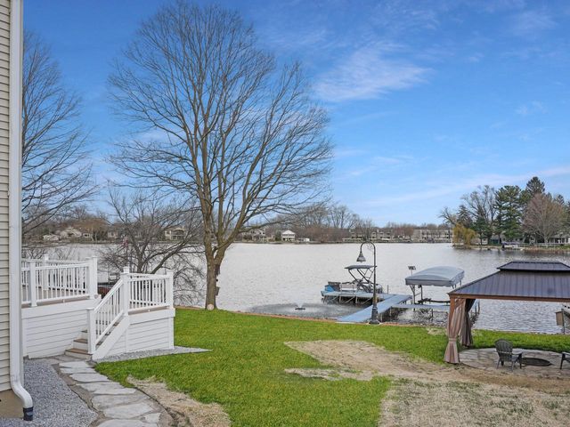 191 Riverside DRIVE, Waterford, WI 53185
