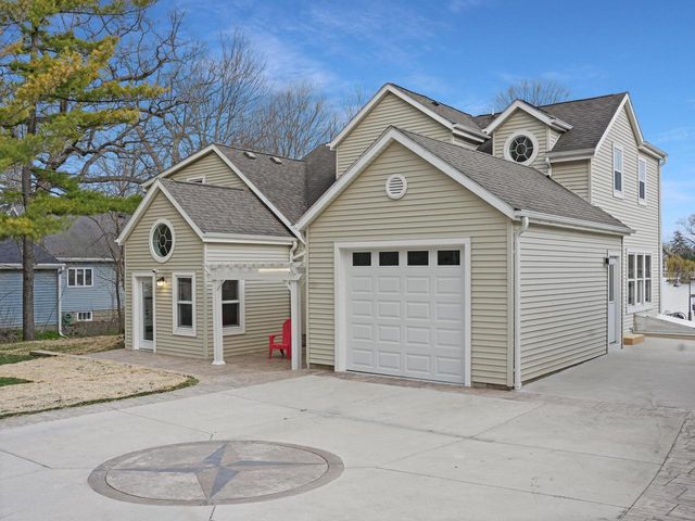 191 Riverside DRIVE, Waterford, WI 53185