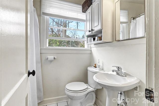 2136-2138 Kirkwood Avenue, Charlotte, NC 28203