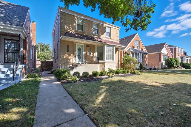 8223 S Sawyer Avenue, Chicago, IL 60652
