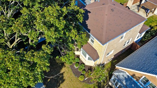 8223 S Sawyer Avenue, Chicago, IL 60652