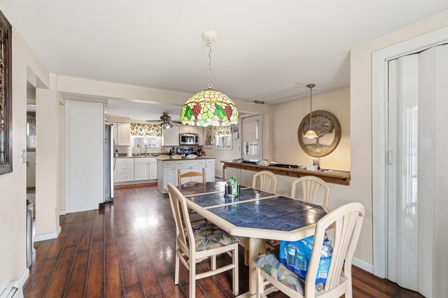 10 Saint Josephs Drive, Nashua, NH 03060