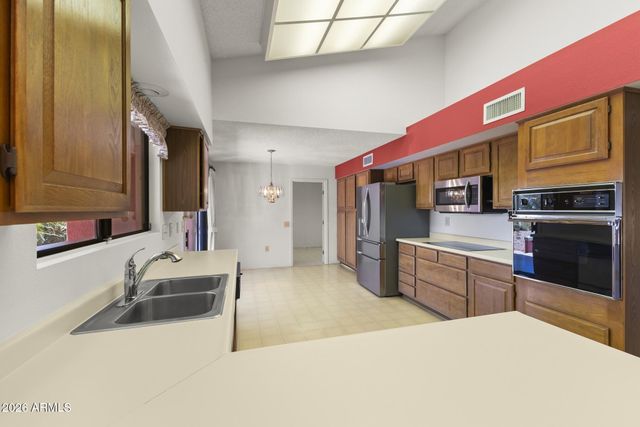 19415 N 142ND Drive, Sun City West, AZ 85375