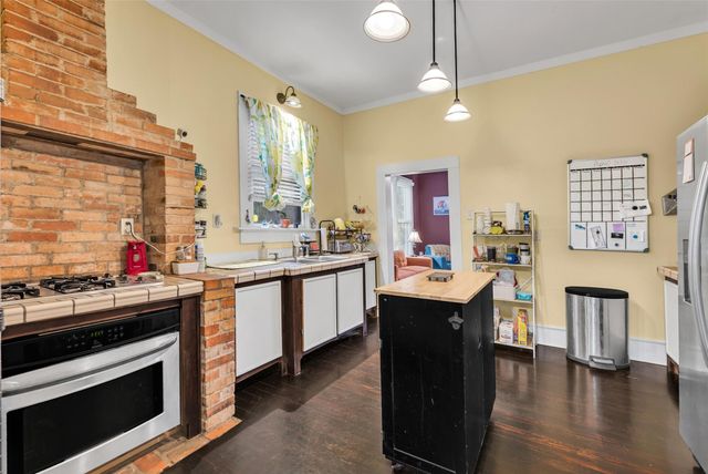 500 N Washington Avenue, Bryan, TX 77803