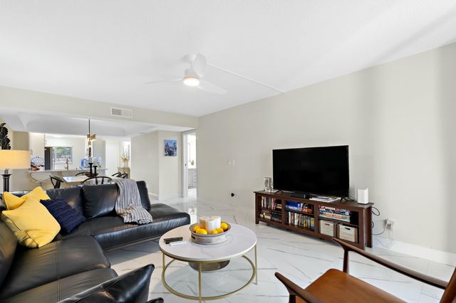 23277 Barwood Lane N 107, Boca Raton, FL 33428