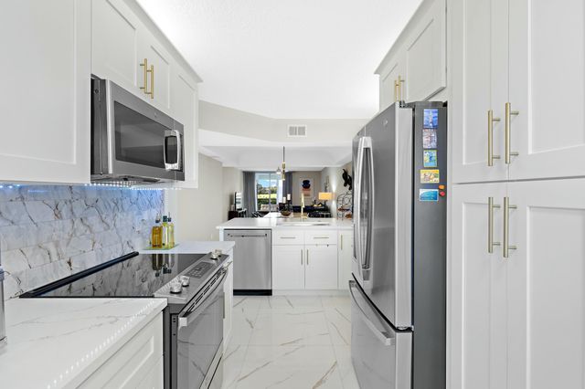 23277 Barwood Lane N 107, Boca Raton, FL 33428