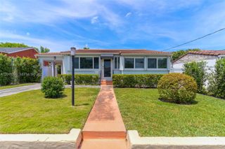 3151 NW Flagler Ter, Miami, FL 33125