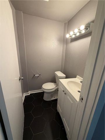 1106 Agnes Avenue, Kansas City, MO 64127