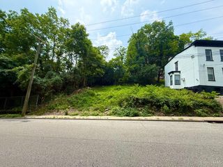 423 Collins Avenue, Cincinnati, OH 45202