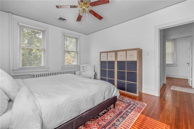 160 W Ocean AVE, Norfolk, VA 23503