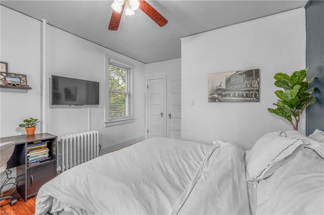 160 W Ocean AVE, Norfolk, VA 23503