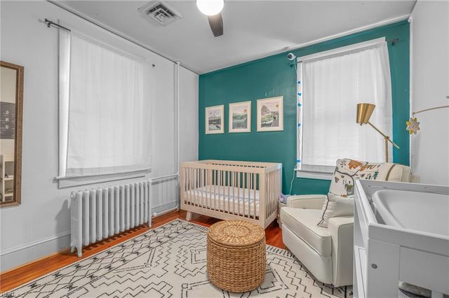 160 W Ocean AVE, Norfolk, VA 23503