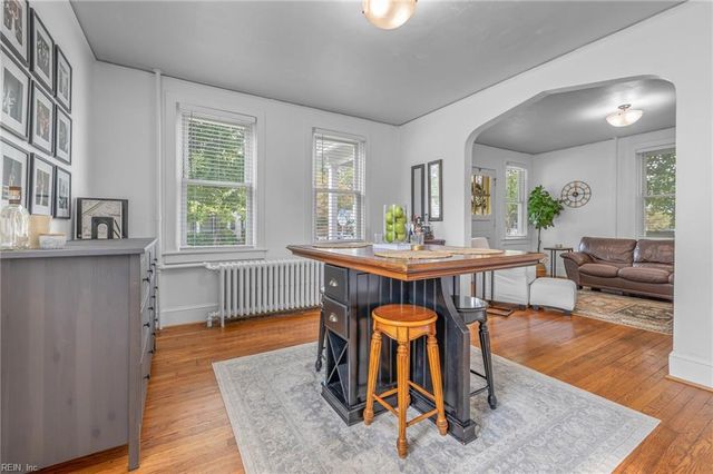 160 W Ocean AVE, Norfolk, VA 23503