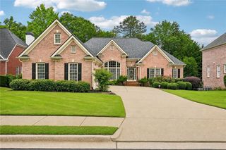 3923 Springtree Lane, Hoschton, GA 30548