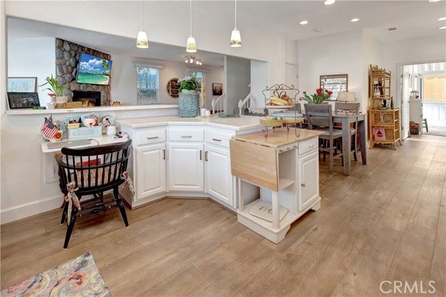 40 Saratoga, Newport Beach, CA 92660