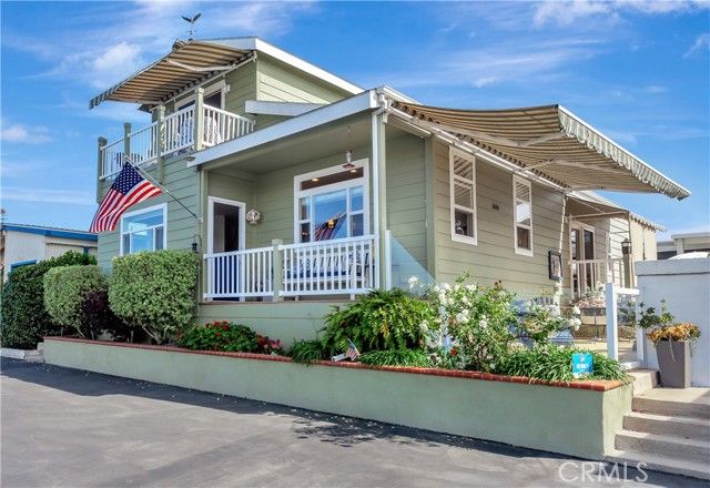 40 Saratoga, Newport Beach, CA 92660