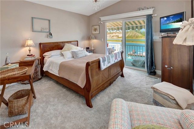 40 Saratoga, Newport Beach, CA 92660