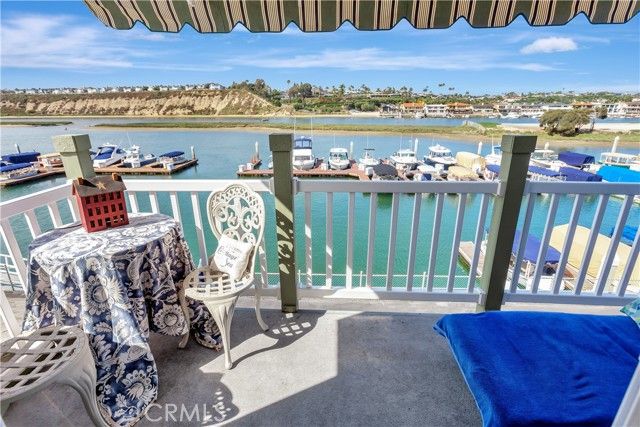 40 Saratoga, Newport Beach, CA 92660