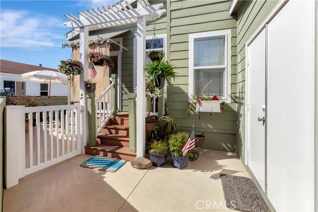40 Saratoga, Newport Beach, CA 92660
