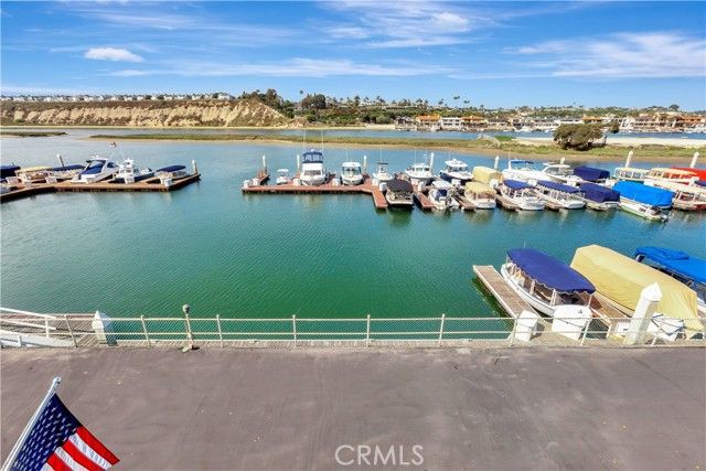 40 Saratoga, Newport Beach, CA 92660