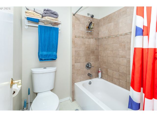 6151 Sw ERICKSON Ave, Beaverton, OR 97008