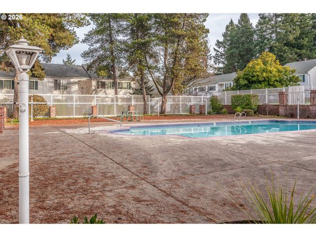6151 Sw ERICKSON Ave, Beaverton, OR 97008