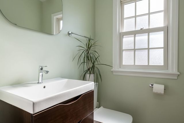 1047 FAIR OAKS Avenue, Oak Park, IL 60302