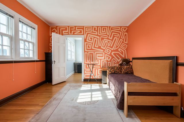 1047 FAIR OAKS Avenue, Oak Park, IL 60302