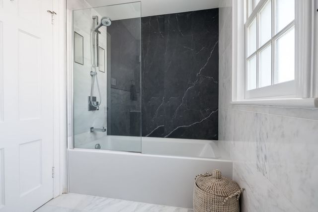 1047 FAIR OAKS Avenue, Oak Park, IL 60302