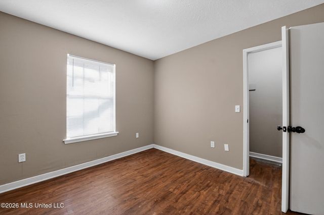 2141 Thousand Oaks Drive, Jackson, MS 39212